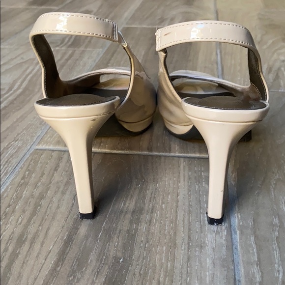 Nude Peep-Toe Heels - Picture 5 of 6